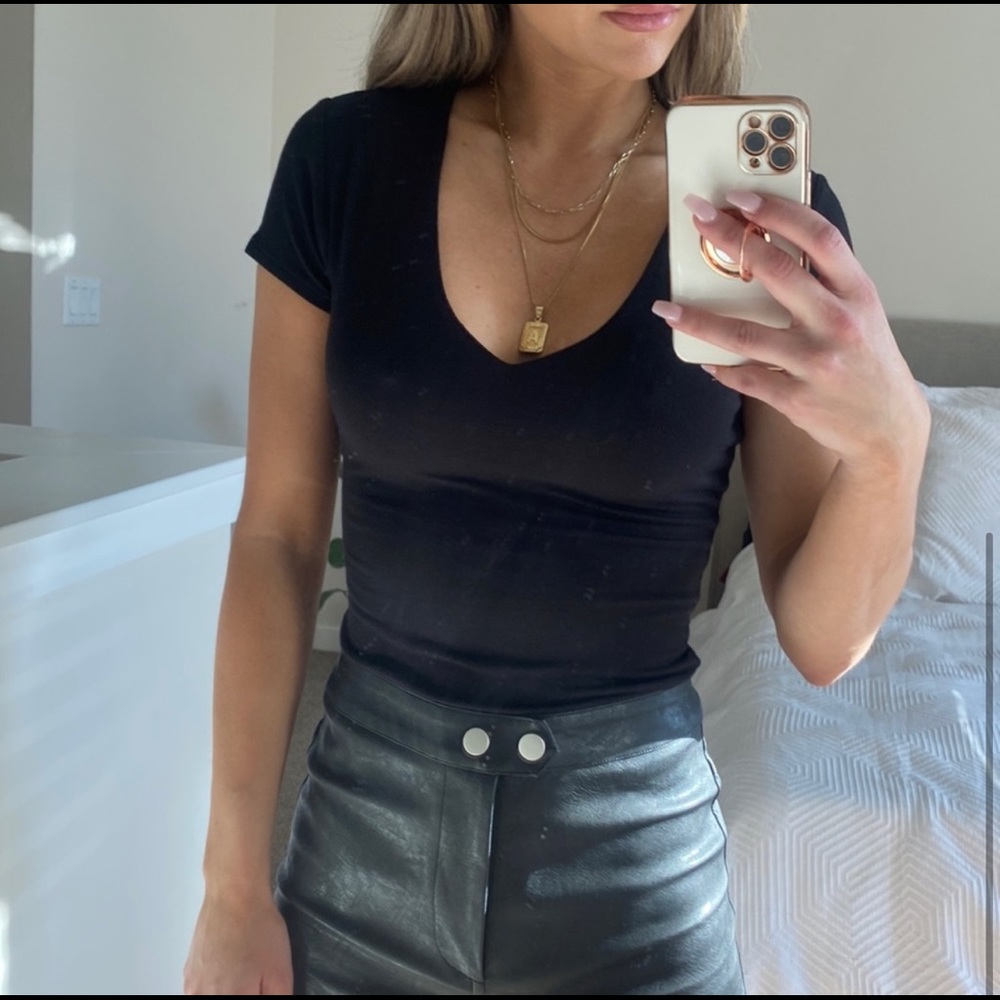 Jacen Seamless V Neck Bodysuit